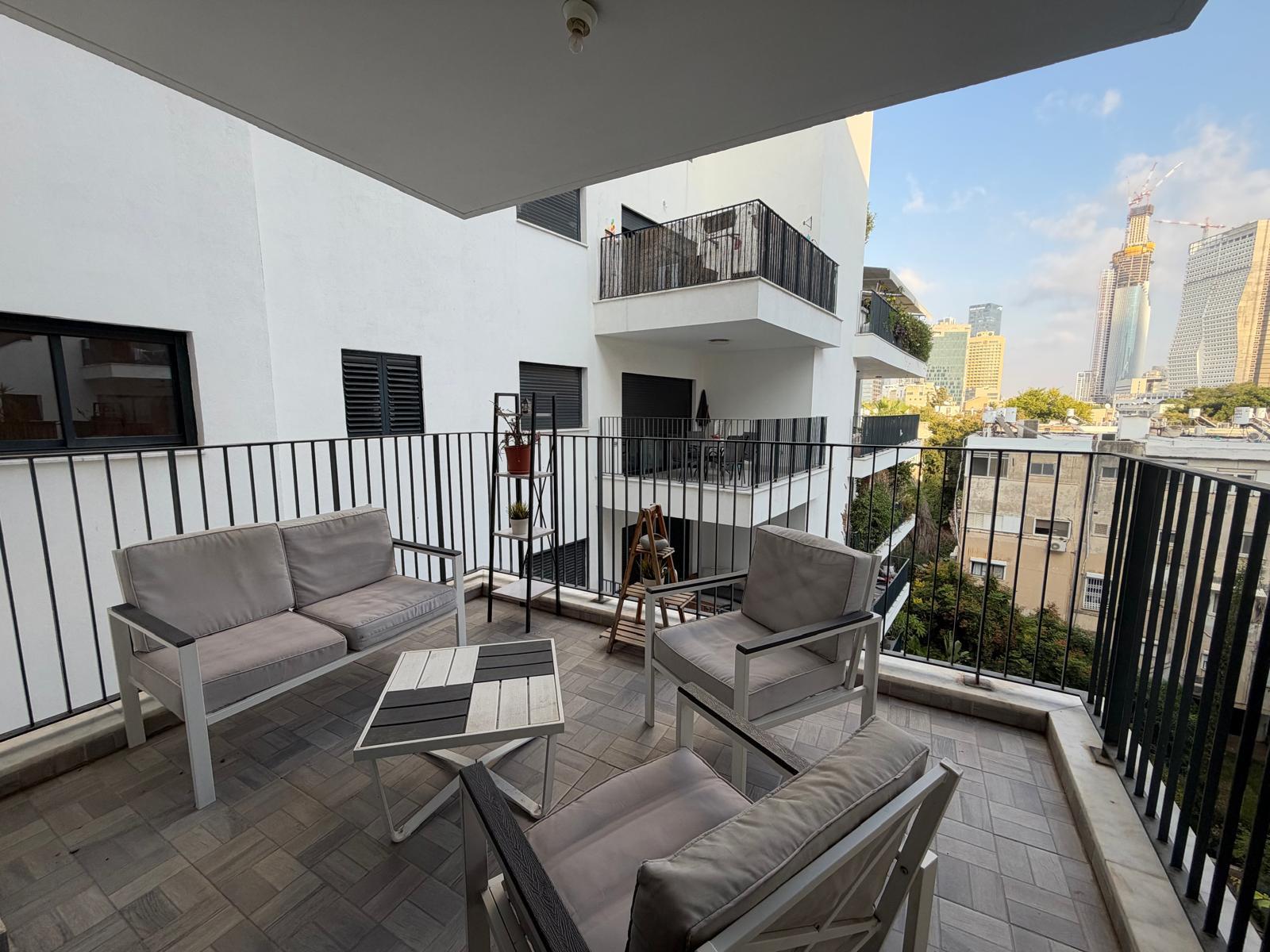 3-Room Apartment with Balcony on Mane Street