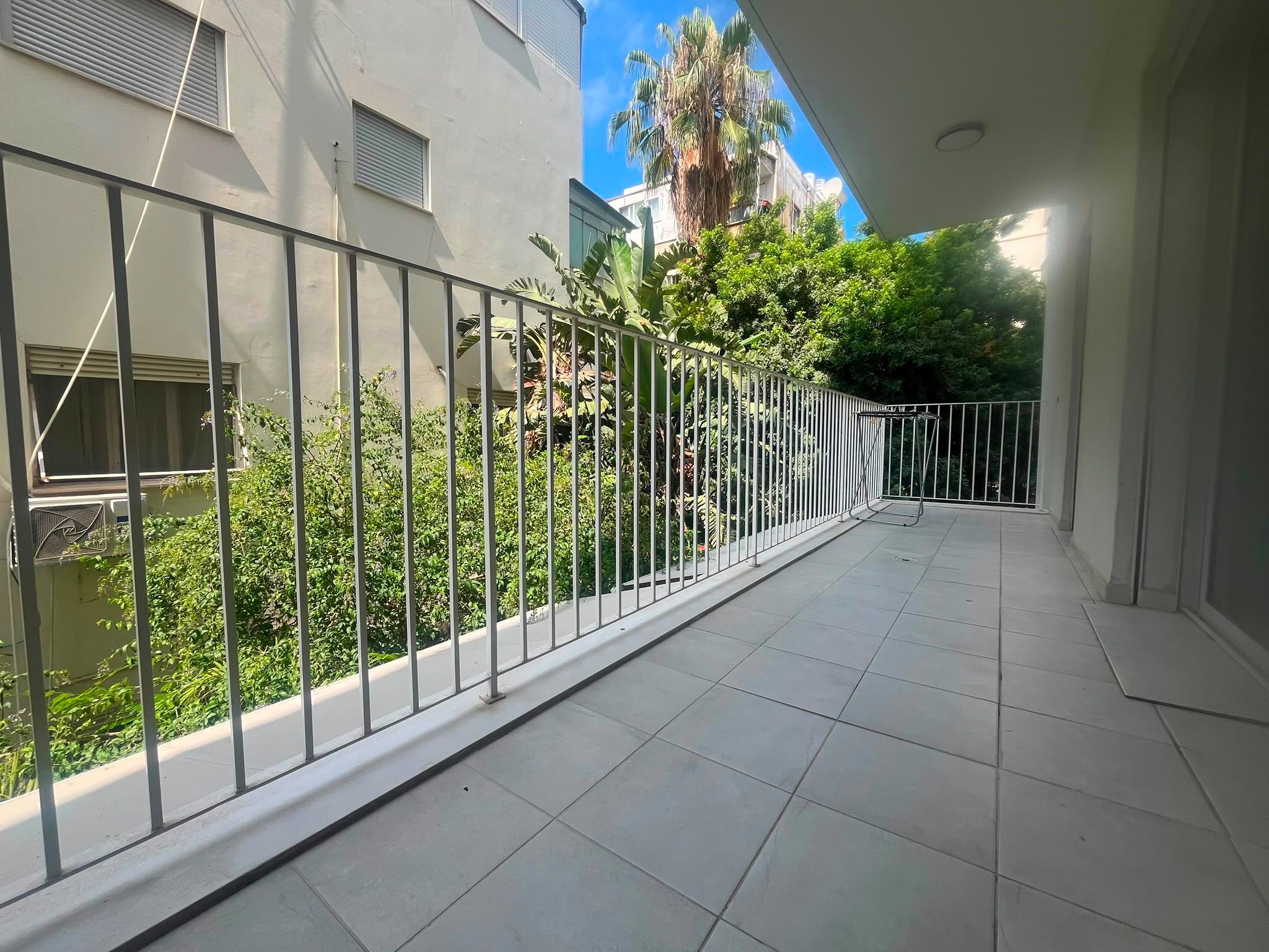 Designed 3-Room Apartment in a New Boutique Building, Old North