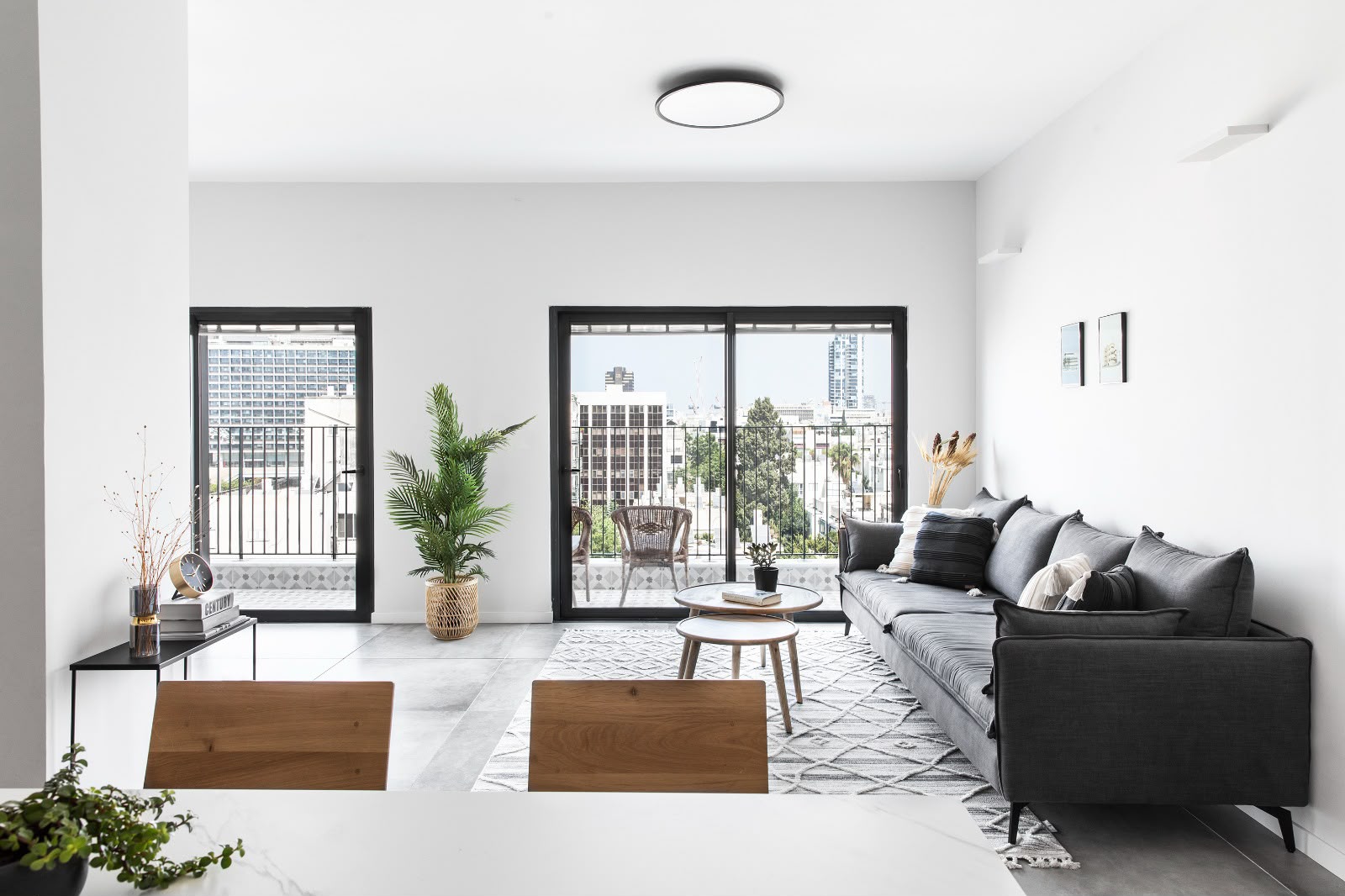 For Sale – Renovated 3-Room Apartment on Mane Street, Tel Aviv