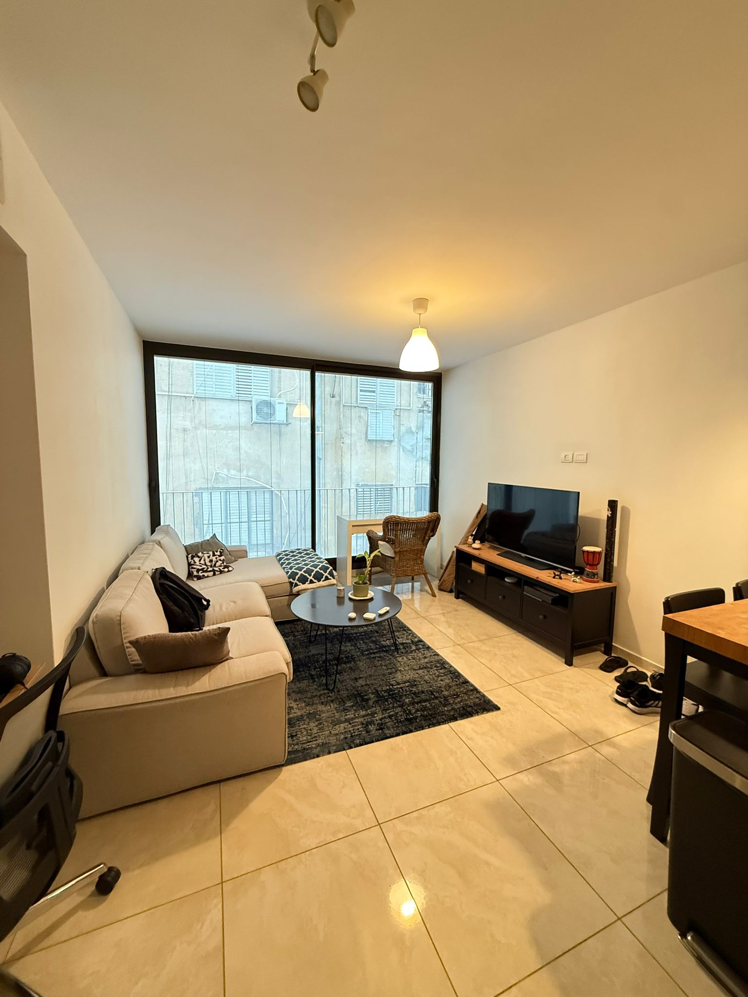 Bright 2-Room Apartment with Parking in the Heart of the City
