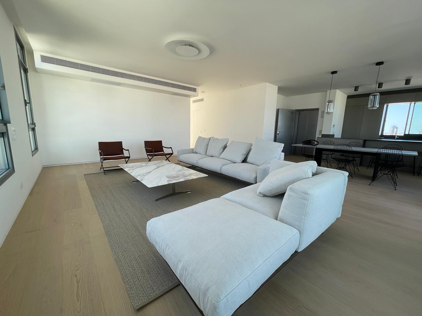 For Sale: Exclusive, Prestigious 4 bedrooms Penthouse on Shenkin St