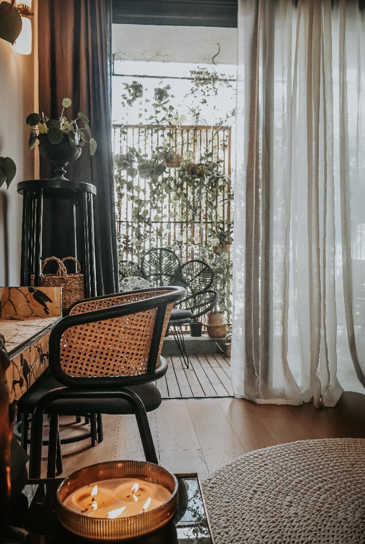 Light-Filled Luxorious Home Retreat – Move In Ready! (22)