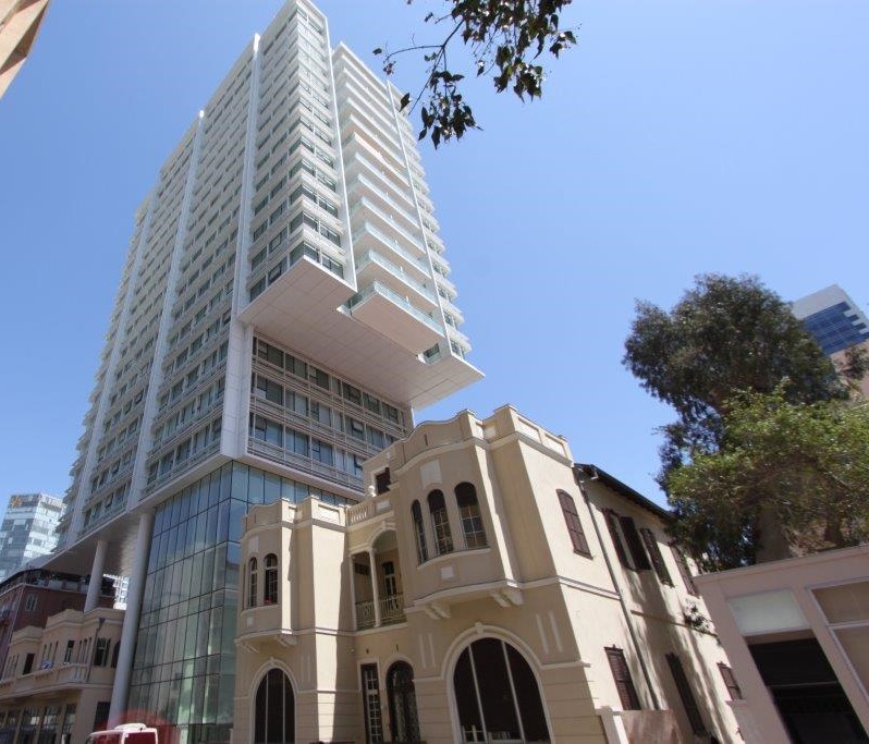 Luxury 2 Bedroom Apartment in Rothschild Tower (23)