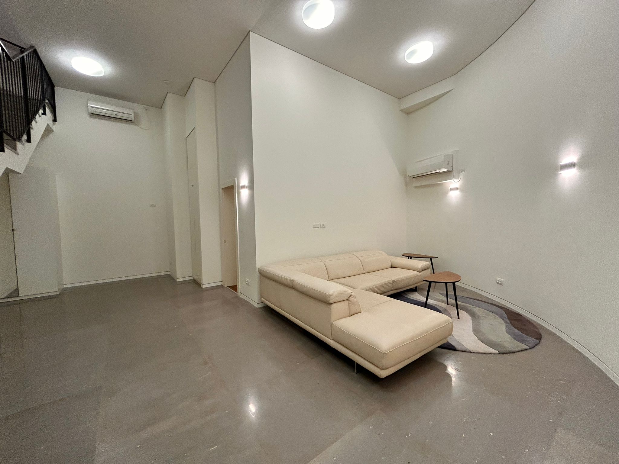 For Rent: Magical two-level garden apartment, on the sought-after Gordon Street, a walk from the beach! (23)