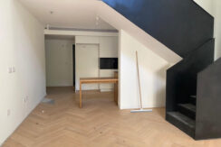 Beautiful huge brand new garden apartment in a boutique preserved building by bialik square!