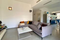 Furnished 2 bedroom apartment with balcony next to Gordon beach