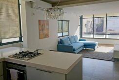 A decorated and furnished 3-room apartment with private parking by Namal