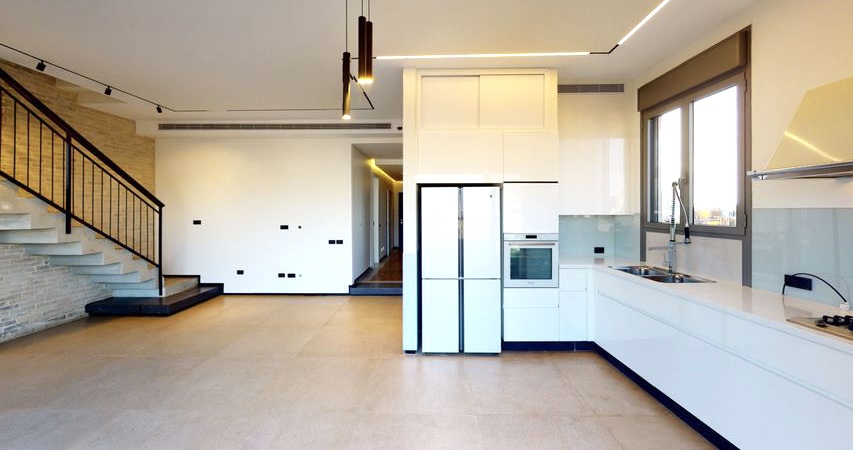  Exclusive 4 bedroom penthouse in a new building by Dizengoff Square