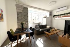Elegant 3-Room Apartment on Ben Yehuda Street