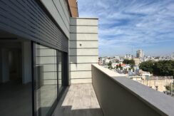 Brand new high standard 2 bedroom apt in a new building, bright and with open city view on Dizengoff