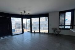 FOR SALE: 1 bedroom (2 rooms) Beautiful and sunny apartment on Vital Street (Florentine)