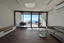 Beautiful triplex apartment in front of the sea in North Jaffa