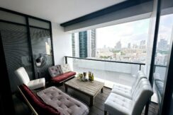 A Stunning Apartment in the Da Vinci Towers with a Beautiful View