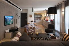 Luxury 2-Room Apartment on Elazar Ben Azariah St.