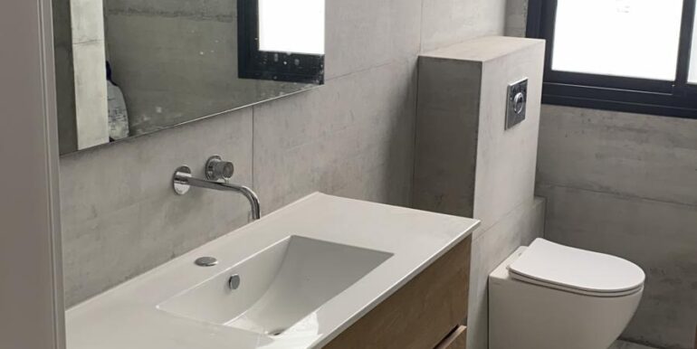 03998339-c9af-4db9-b560-c4805a6067c8