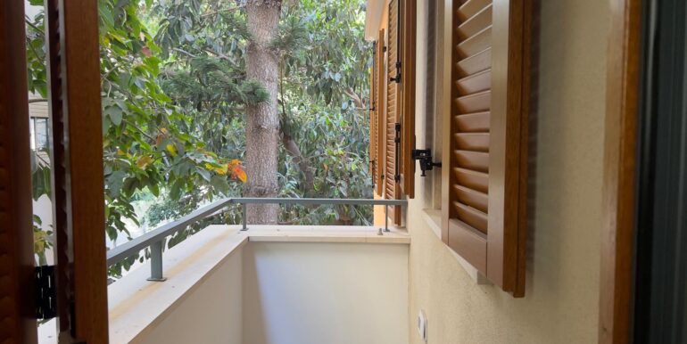 104b61eb-28a5-4c2b-8a29-ea679b2721a7