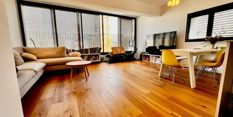 3a6fe541-cc9a-42af-9b2b-e26a13950619