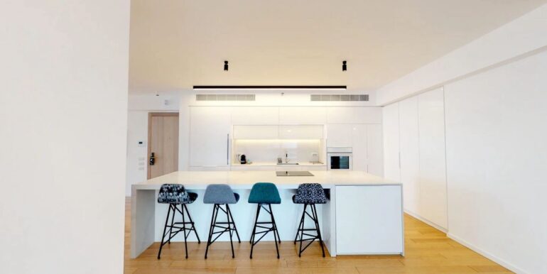 4075cf5c-22b3-461e-a61e-f5762409bbfd