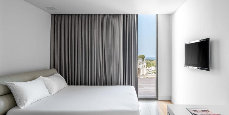 5d696727-4e2e-48b1-a51c-dc53db82247c