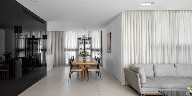 6a912339-1975-4641-b843-e5e158c1218f