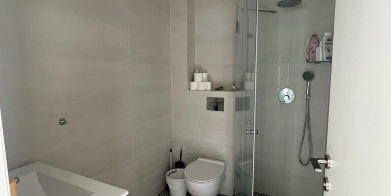 6d48eafa-fa1f-43b6-8701-8f339e0971c6