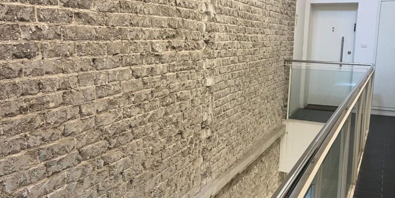 6e493d64-3c21-4e22-8c49-7e31fda7dd63