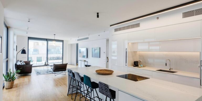 803eaaa0-15a2-4b89-9531-da020f3152c9