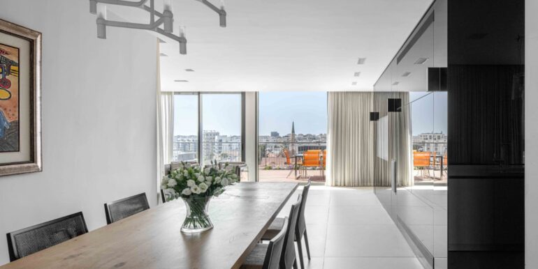 82e46599-9723-4dad-a4d3-86ea672ae413