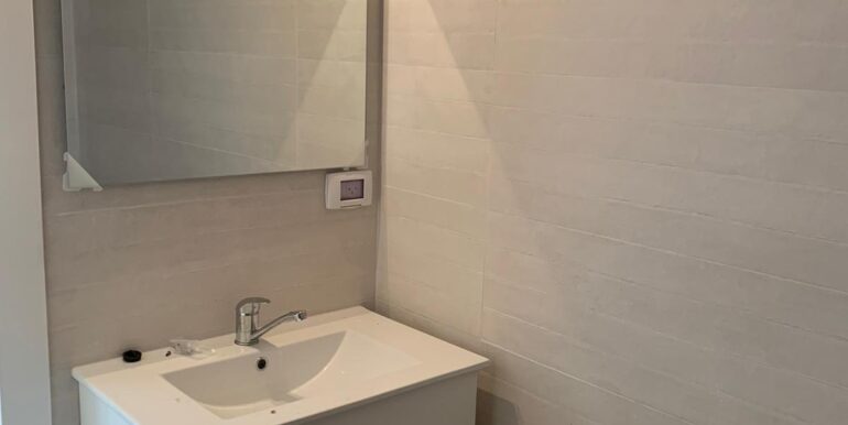 8f33ec5f-3e9b-465c-9944-4a26d6bb0d9a