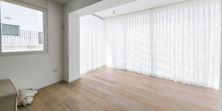 WhatsApp Image 2025-05-14 at 11.59.12 (1)