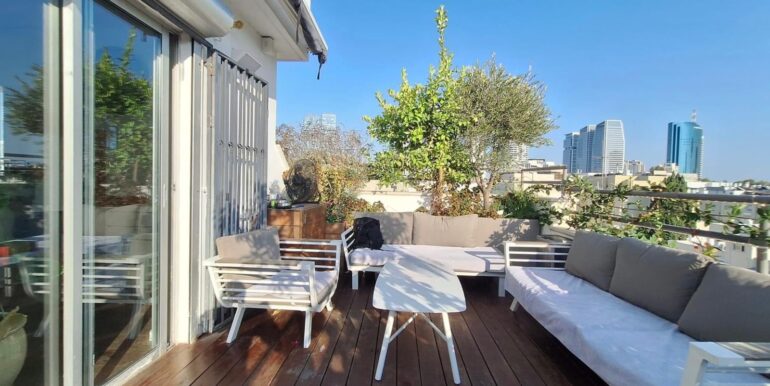 b457af84-afa6-4692-9149-ac56359fc77e