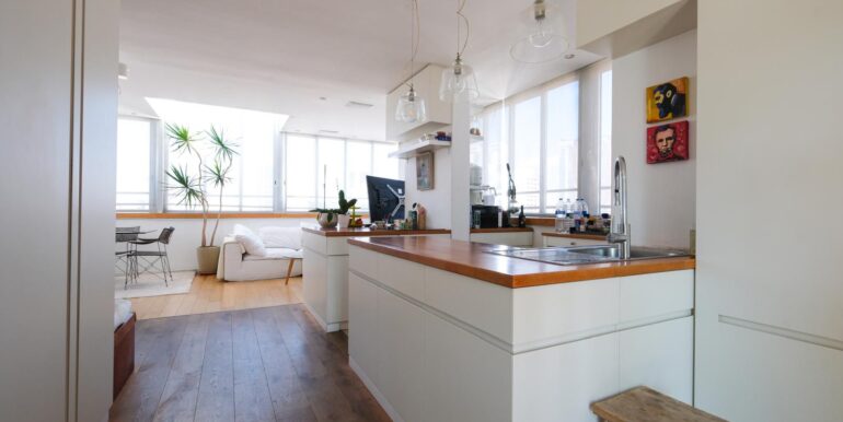 c5cde66d-23e9-4e93-8096-6ae37d2d6754