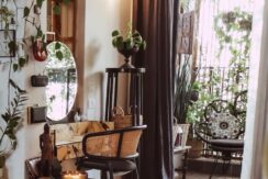 Light-Filled Luxorious Home Retreat – Move In Ready!