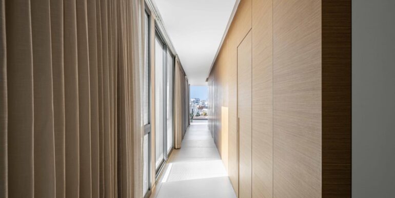 eb3c44dc-4dd8-4a67-a4aa-325e9065bd58