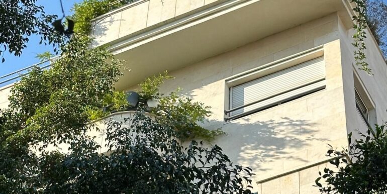 f2199d7e-d07d-4f4f-9b2e-6753f21285bb