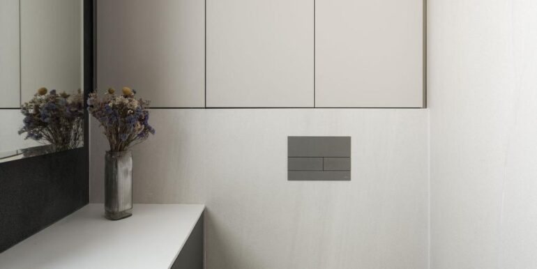 f2faad69-789c-4a9f-8be6-da178d34e6d8