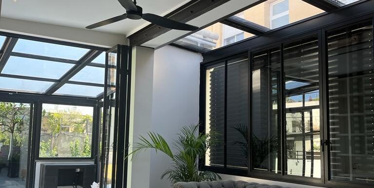 980bc5ef-0697-471f-ba4f-9e495d1637aa