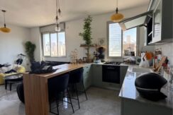 For Sale on Dizengoff Street, Tel Aviv – Modern Apartment in a New Building